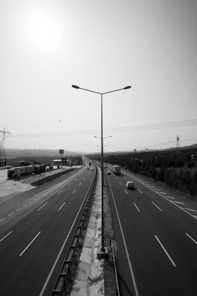高速道路を流れる交通 — ストック写真