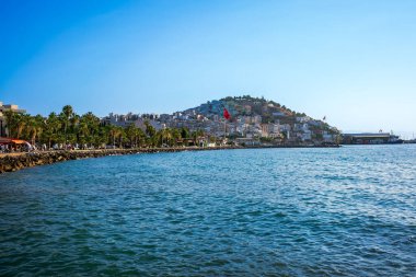 Rhodes, Yunanistan 'ın eski kasabasıyla güzel bir manzara.