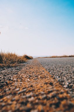 Çölde yol