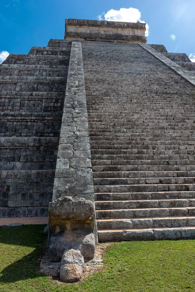 Піраміда Майя Кукулкана Мексика Стародавнє Місто Чічен Іца — стокове фото