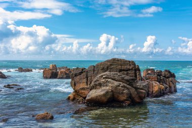 Sri Lanka adasındaki güzel Hint Okyanusu kıyısı, Mirissa.