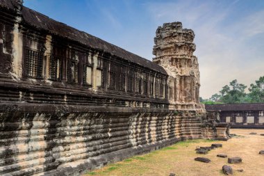 Kamboçya 'daki tanrı Vishnu Angkor Wat' ın anısına antik tapınak kompleksi.