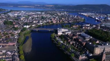 Inverness, İskoçya 'nın havadan görünüşü - şehrin panoramik görüntüsü.