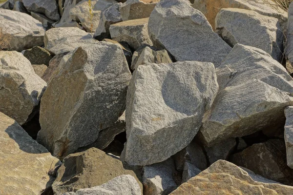 Textura Cinza Partes Grandes Pedras Uma Pilha Rua — Fotografia de Stock