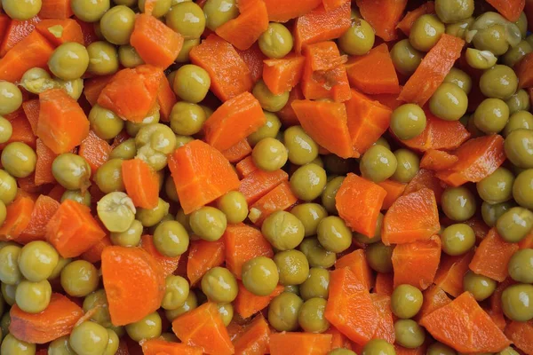 Natural Texture Fresh Vegetables Green Peas Red Pieces Carrots — Stock Photo, Image