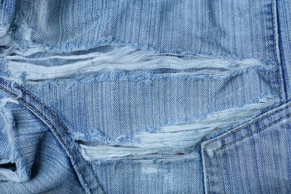 Texture Tissu Coton Bleu Déchiré Avec Des Fils Blancs Sur — Photo