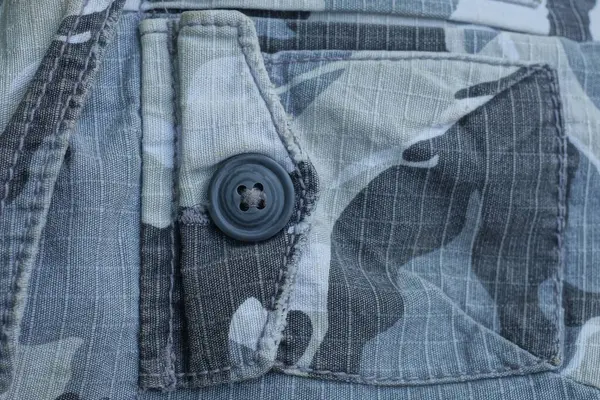 Botão Plástico Preto Bolso Tecido Manchado Roupa — Fotografia de Stock