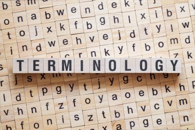 Terminoloji - Küpler, metinler, harfler üzerine kelime kavramı