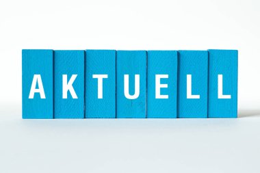 Aktuell - yapı taşları, metin, harfler üzerine kelime kavramı