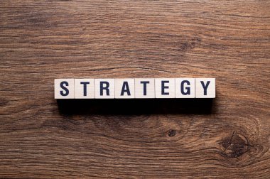 Strateji - yapı taşları, metin, harfler üzerine kelime kavramı