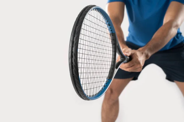 Чоловічий Тенісист Тримає Тенісну Ракетку Жестом Білому Тлі — стокове фото