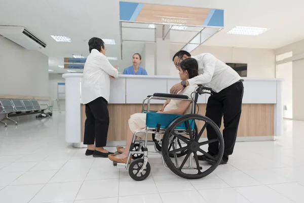 The patient came to check with the doctor in a wheelchair.
