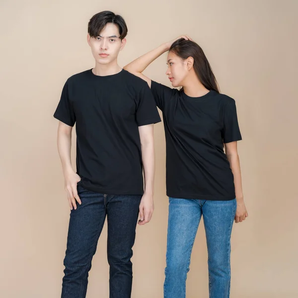 Image Male Female Fashion Model Standing Black Shirt Jeans Standing — Stock Photo, Image