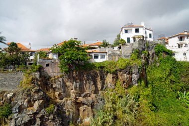 Madeira Adası 'ndaki Funchal köyünün manzarası.