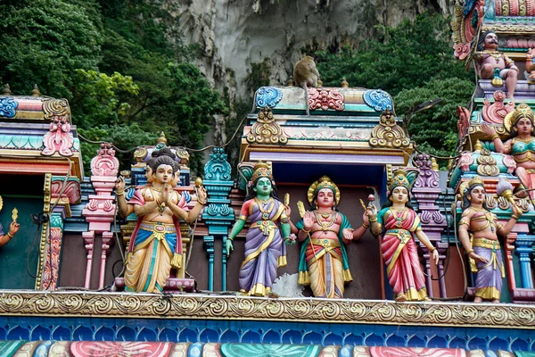 Los Monos Salvajes Viven Batu Cueva Templo Kuala Lumpur —  Fotos de Stock