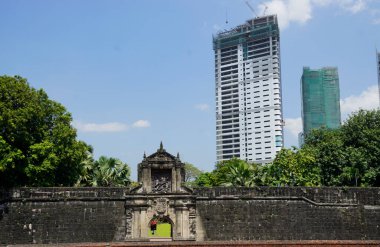 Manila, Filipinler, Mart 2023 - Manila şehir merkezindeki Eski Santiago Kalesi