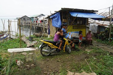 Puerto Prensesi, Filipinler, yaklaşık Şubat 2023 - Fakir balıkçı köyü 