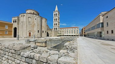 Hırvatistan 'da Zadar' daki antik eski kilise