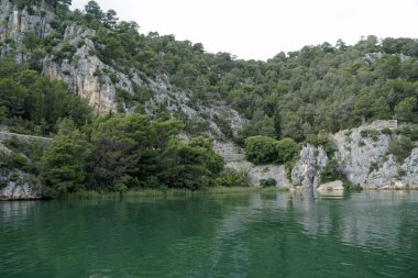 manzaralı yeşil manzara Krka 'da Hırvatça