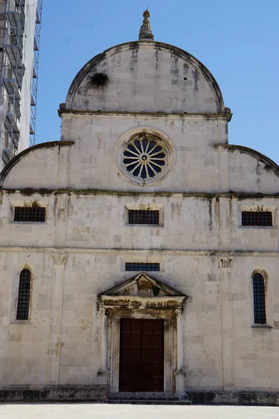 クロアチアのザダルにある古代教会 — ストック写真