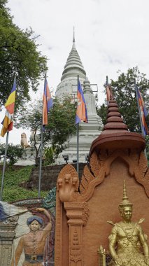 Kamboçya 'daki Pnom Penh' deki ne?