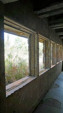 bokor Hill 'deki eski binalar