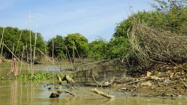 Kamboçya 'daki Tonle Sup nehrinin manzaralı manzarası
