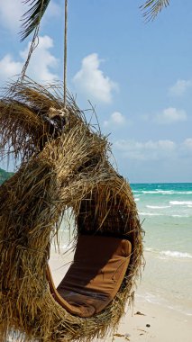 Po Quoc 'taki Sao Plajı' nda plaj salıncağı.