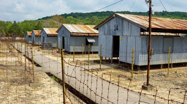 Phu Quoc, Vietnam - yaklaşık Şubat 2024: Vietnam Savaşı anısına Hindistan cevizi hapishane müzesi