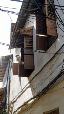 Stonetown 'daki geleneksel tahta pencere panjurları