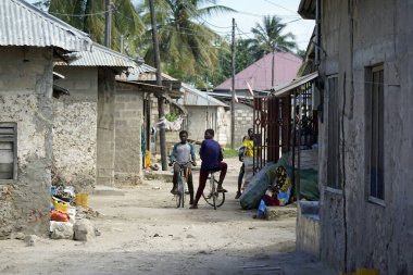 Nungwi, Zanzibar - Ekim 2024: Yerel köyde Günlük Yaşam