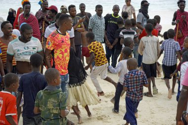 Nungwi, Zanzibar - Ekim 2024: Plajda geleneksel düğün töreni