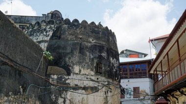 Stonetown, Zanzibar - Ekim 2024: Eski Kasabadaki Kale