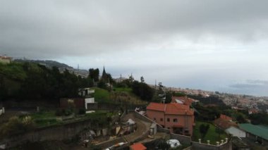 Funchal, Madeira 'da teleferik gezisi.