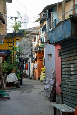  Kolombiya 'nın Pettah bölgesinde dar bir sokak.