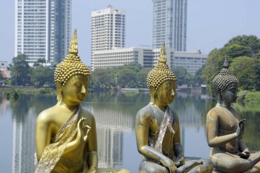 Sri Lanka 'daki Kolombo' daki manzaralı Budist tapınağı.