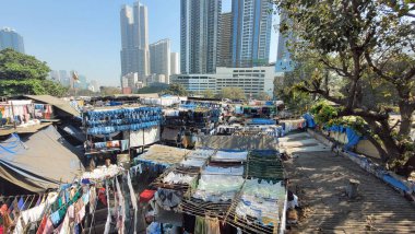 Mumbai, Hindistan 'daki Dhobi ghat gecekondu mahallesinde çamaşırhane.