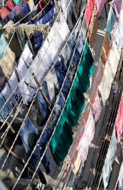 Mumbai, Hindistan 'daki Dhobi ghat gecekondu mahallesinde çamaşırhane.