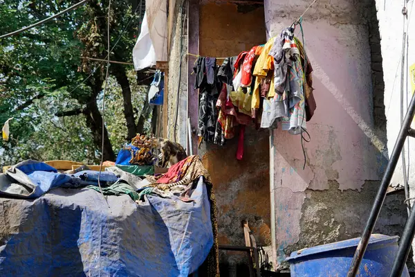 Hindistan 'da Mumbai' de basit bir balıkçı bölgesi.