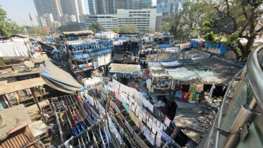 Mumbai, Hindistan 'daki Dhobi ghat gecekondu mahallesinde çamaşırhane.