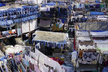 Mumbai, Hindistan 'daki Dhobi ghat gecekondu mahallesinde çamaşırhane.