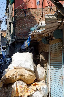 Mumbai, Hindistan 'daki Dharavi gecekondu mahallesinde bir ev.