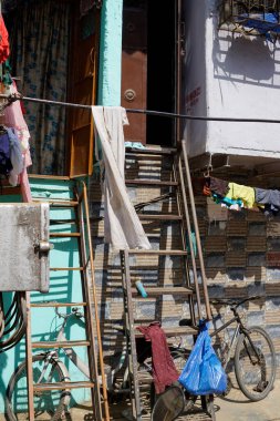 Mumbai, Hindistan 'daki Dharavi gecekondu mahallesinde bir ev.