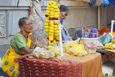 Baga Sahili, Goa, Hindistan - 18 Şubat 2025: muz festivali 