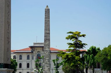 scenic old walled obelisk in downtown istanbul