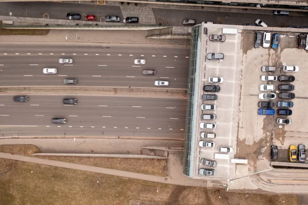 Drone Fotografii Autostrady Będzie Tunelu Pod Powierzchnią Biurową Miejsce Parkingowe — Zdjęcie stockowe