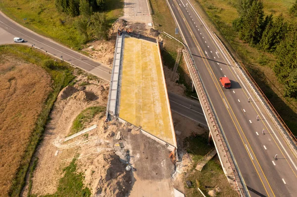 Drohnenaufnahmen Von Autobahnbrücken Die Während Des Sommertages Repariert Werden Blick — Stockfoto