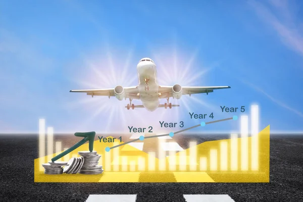 Pięcioletni Wykres Wzrostu Samolotem Komercyjnym Gotowym Lądowania Lub Startu Tle — Zdjęcie stockowe