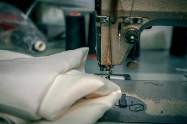 Terzi çalışma masası; dikiş ögeleri; Eski Arkaplan