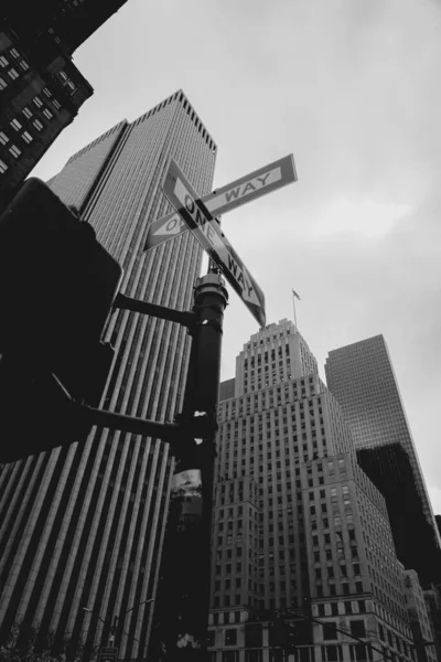 Building Manhattan Black White Background — Stock Photo, Image